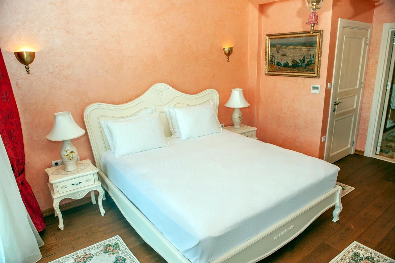 Swan Lake Hotel - Adult Only Selimiye  Ngoại thất bức ảnh